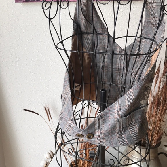 ❤ Shirt and vest combo - Picture 6 of 7